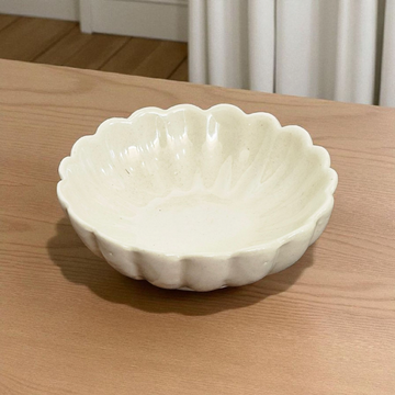 White Flower Dessert Bowl 🌸