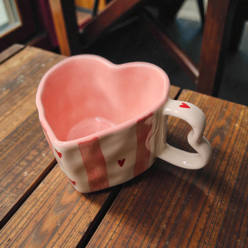 💗 Pink Heart Shape Strip Mug – 280 ml