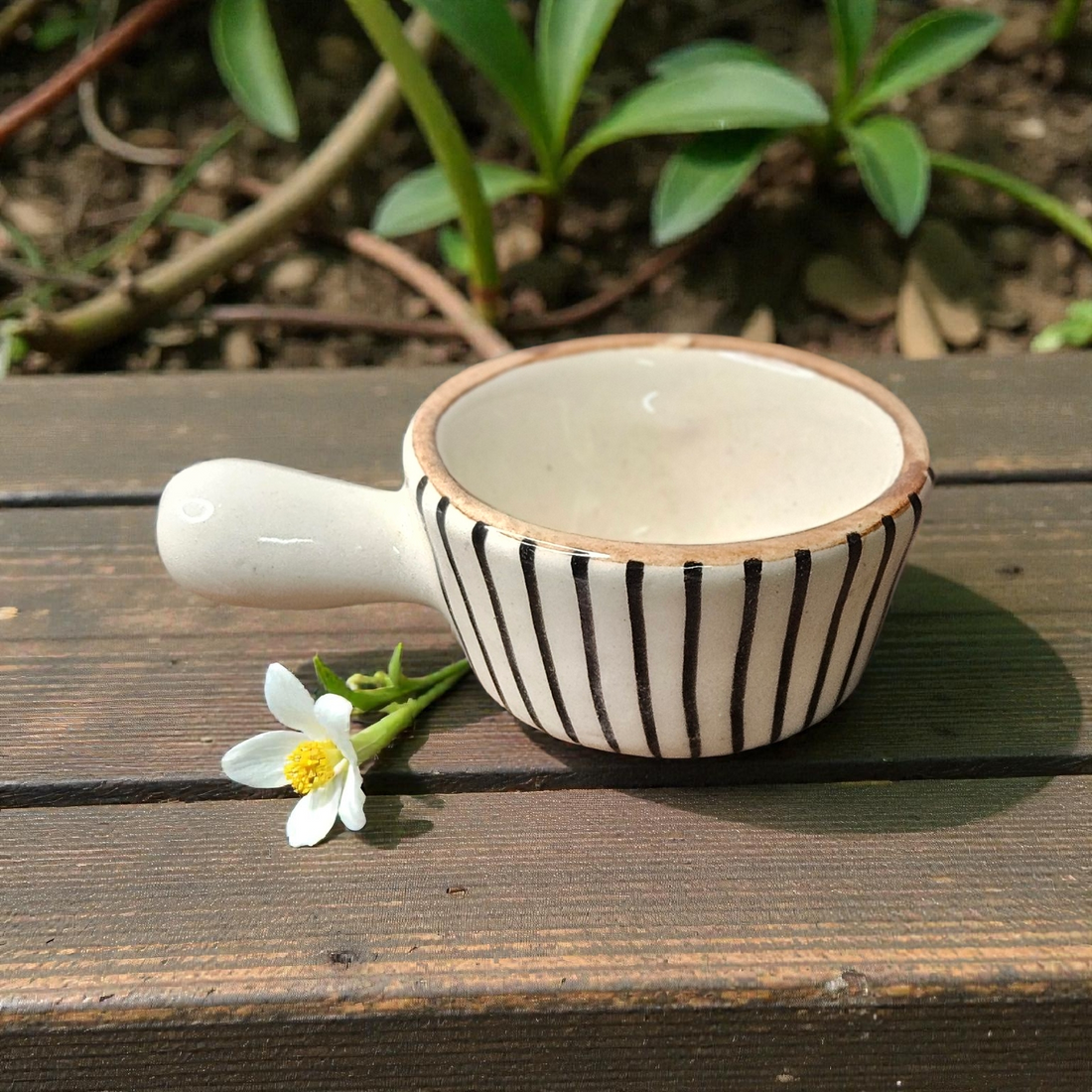 🤎🌸 Brown Lining Dip Bowl – Blue Flower 🌸🤎